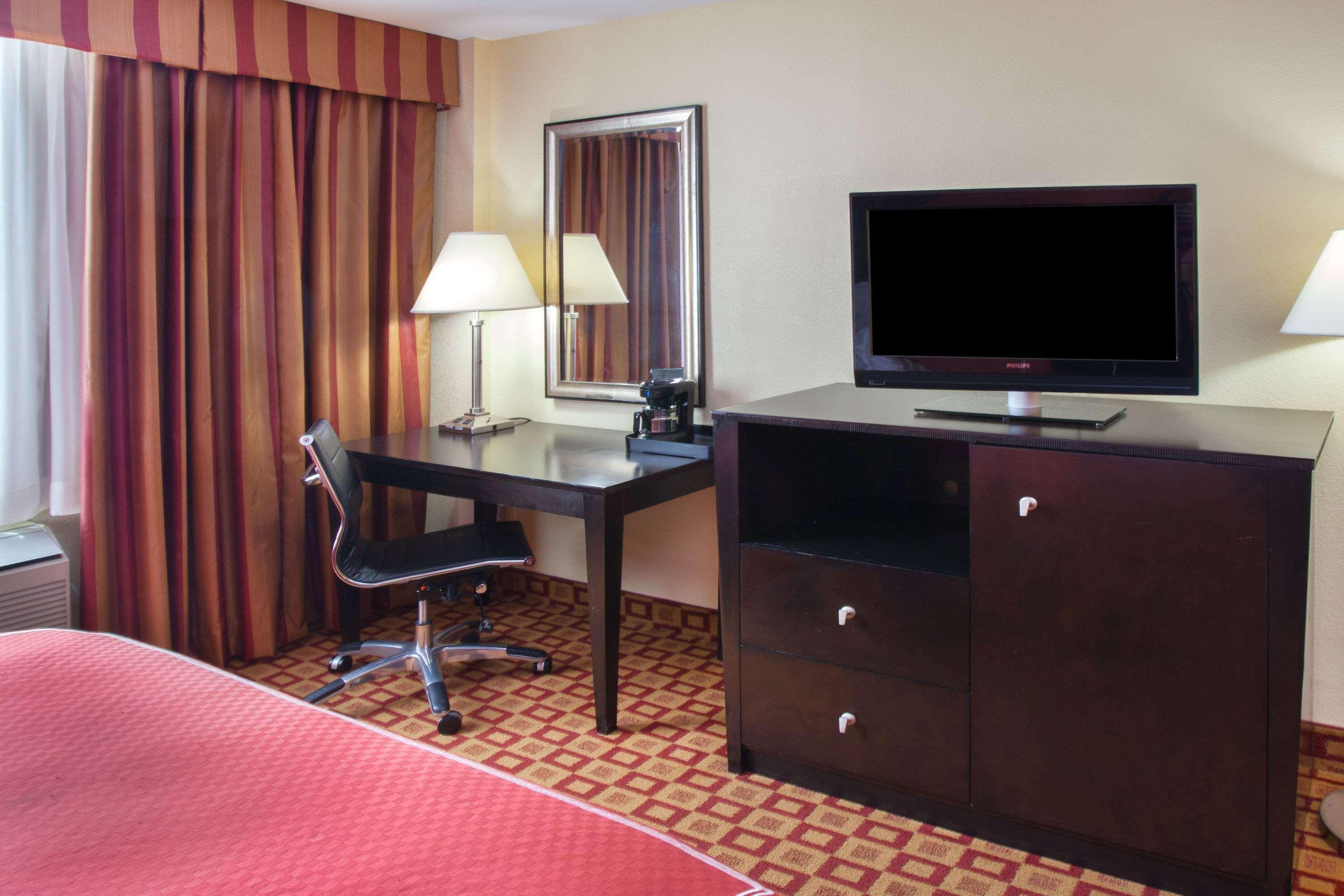 Super 8 By Wyndham Chicago Northlake O'Hare South Extérieur photo